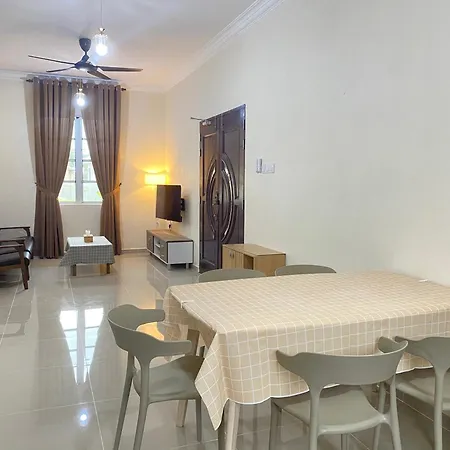 Okaasan'S House Villa Kampong Ayer Tawar  Exterior photo